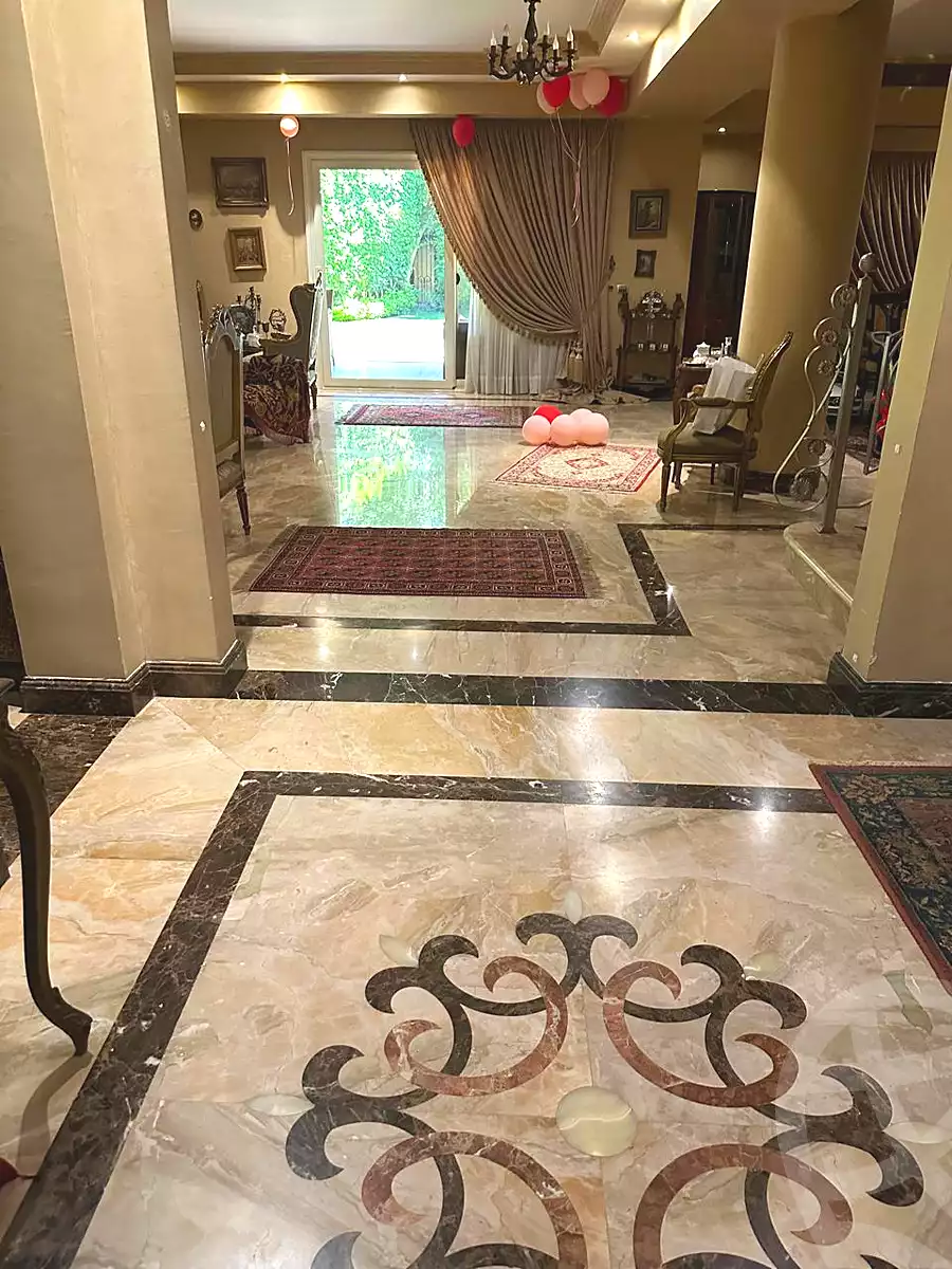 https://aqarmap.com.eg/ar/listing/7027320-for-sale-cairo-new-cairo-compounds-les-rois