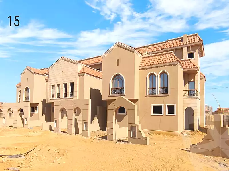 https://aqarmap.com.eg/ar/listing/7027455-for-sale-cairo-el-shorouk-compounds-yfy-ryzydns