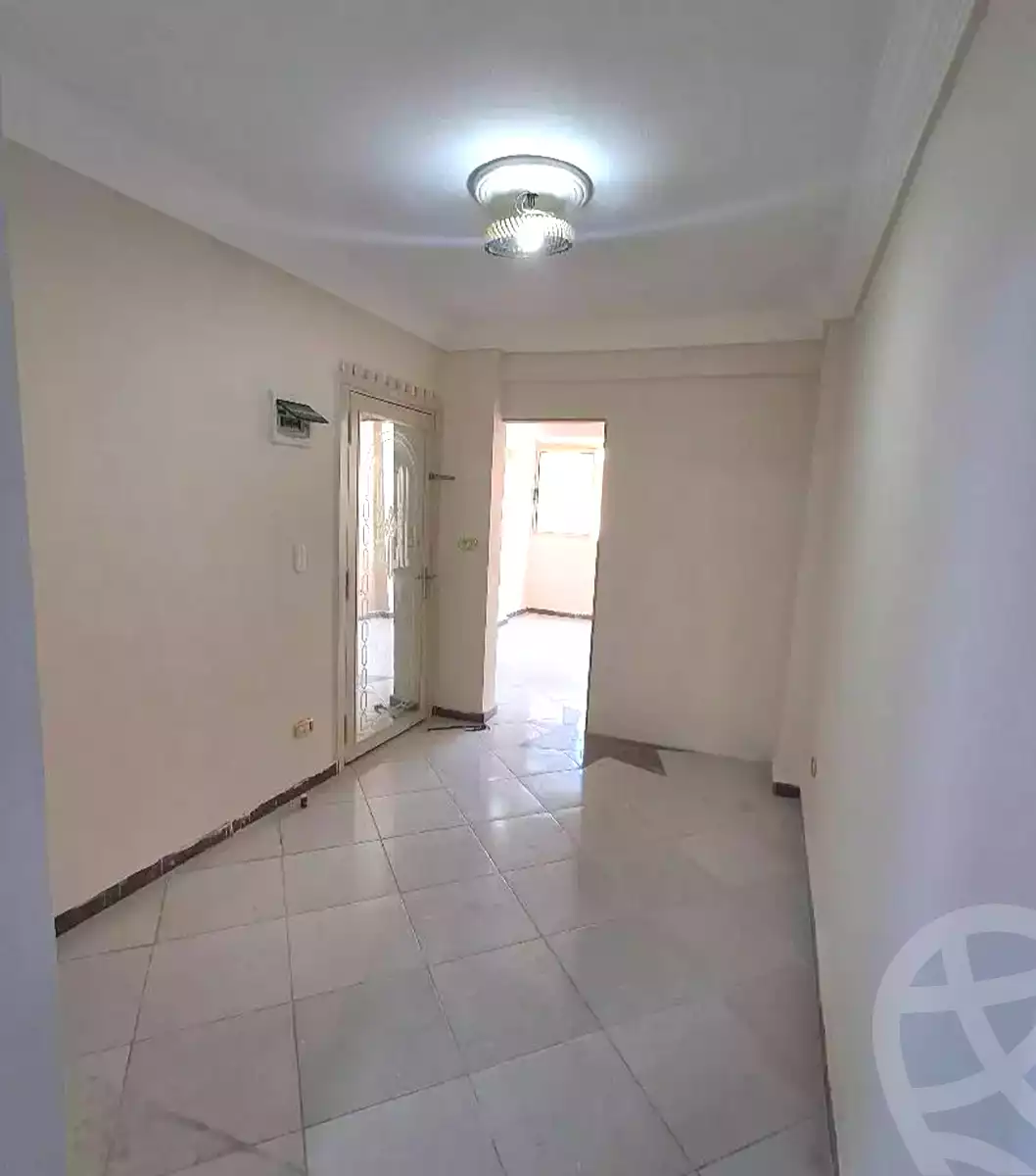 https://aqarmap.com.eg/en/listing/7027639-for-sale-alexandria-lsywf-el-falki