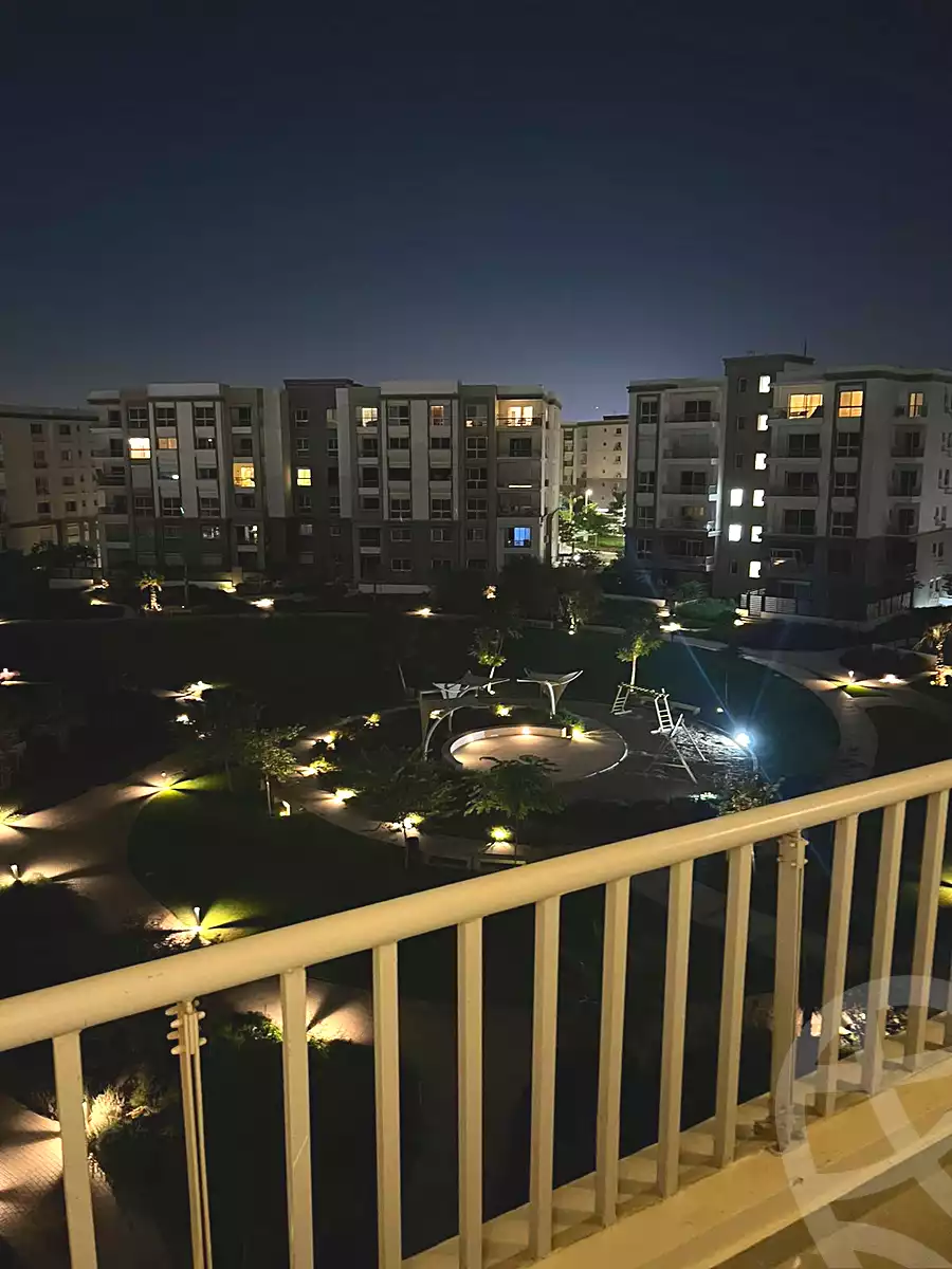 https://aqarmap.com.eg/ar/listing/7027807-for-rent-cairo-new-cairo-compounds-hyde-park-centre-ville-hyde-park