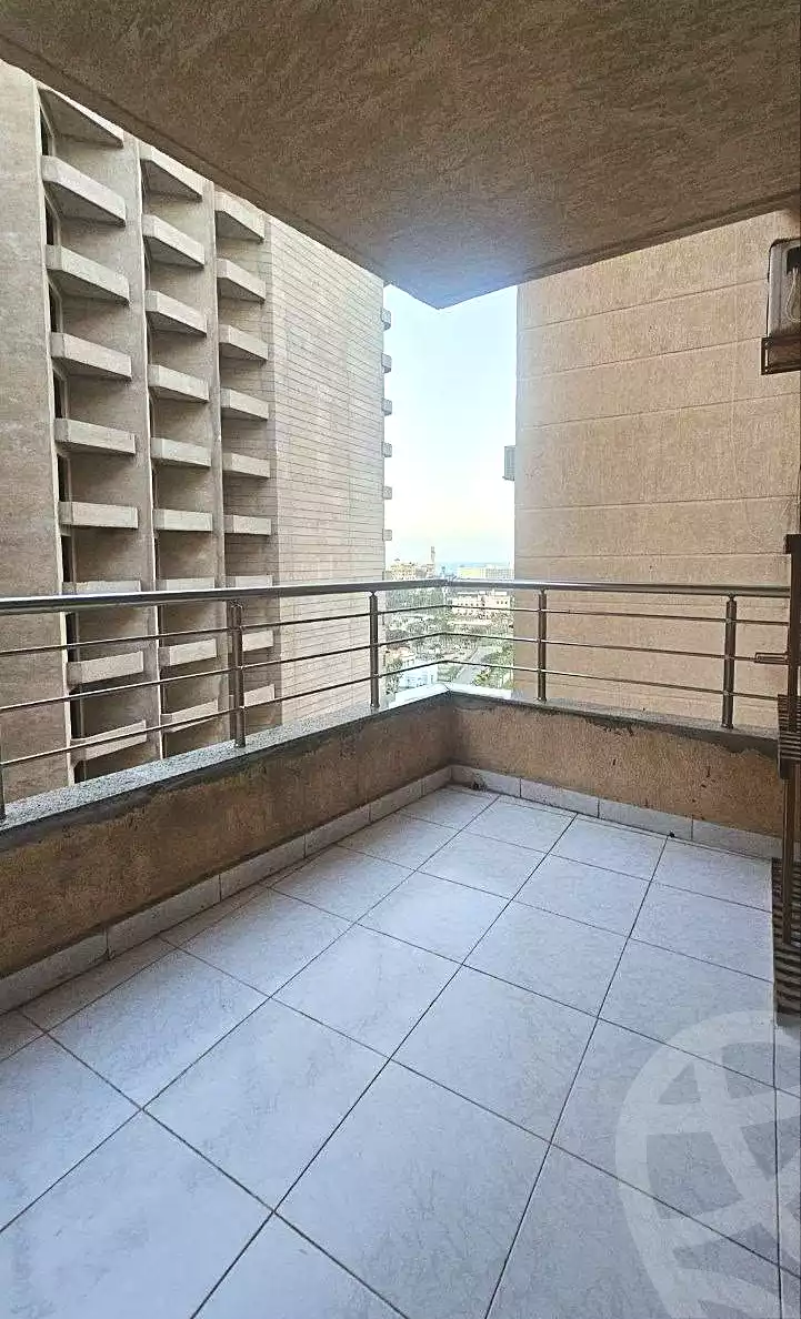 https://aqarmap.com.eg/ar/listing/7028381-for-sale-alexandria-el-montazah-malak-hefney