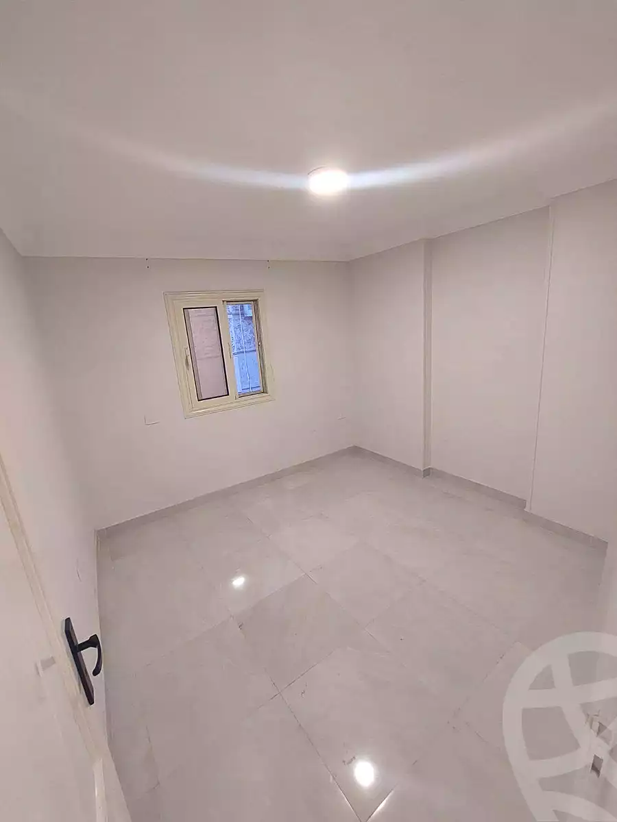 https://aqarmap.com.eg/ar/listing/7028438-for-rent-alexandria-sydy-bshr-sydy-bshr-bhry-abd-el-salam-aref-st