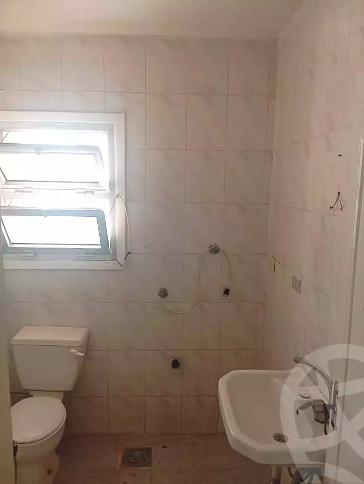 https://aqarmap.com.eg/ar/listing/7028458-for-rent-alexandria-al-agamy-shataa-el-nakheel