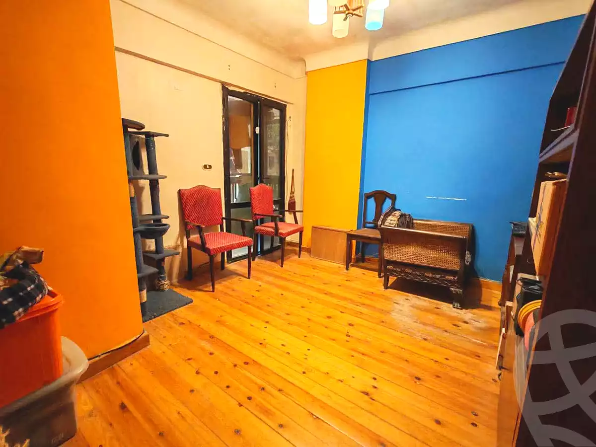 https://aqarmap.com.eg/ar/listing/7028533-for-sale-alexandria-ganaklis