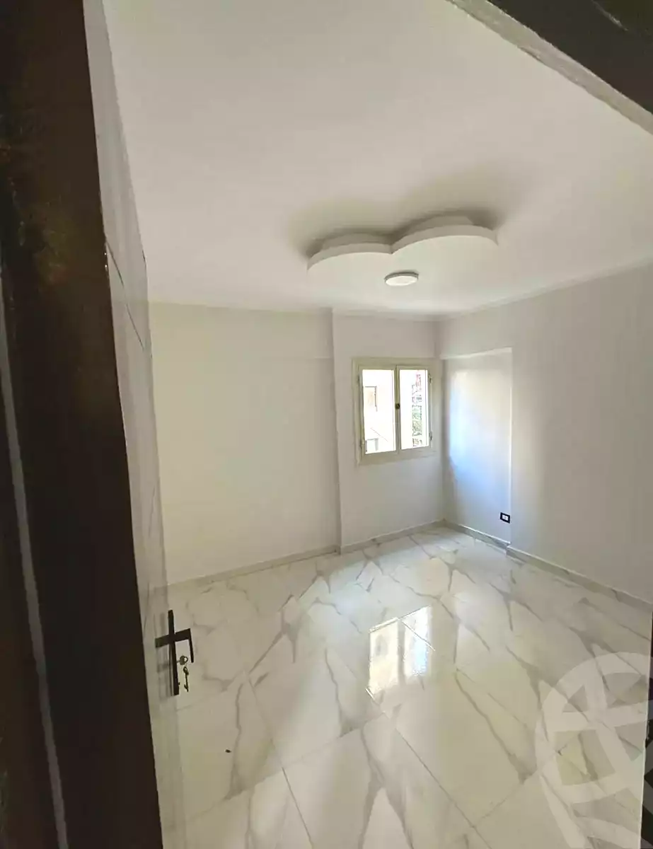 https://aqarmap.com.eg/ar/listing/7028778-for-sale-alexandria-miami