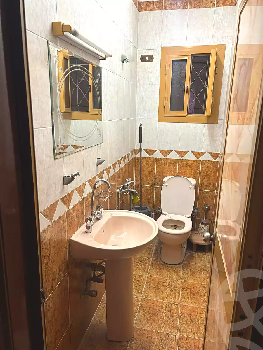 https://aqarmap.com.eg/ar/listing/7029185-for-sale-cairo-helwan-helwan-el-sharkeya-abd-el-rahman-pasha-st