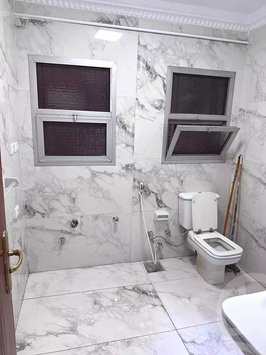 https://aqarmap.com.eg/en/listing/7029440-for-sale-cairo-nasr-city-abbas-el-akkad