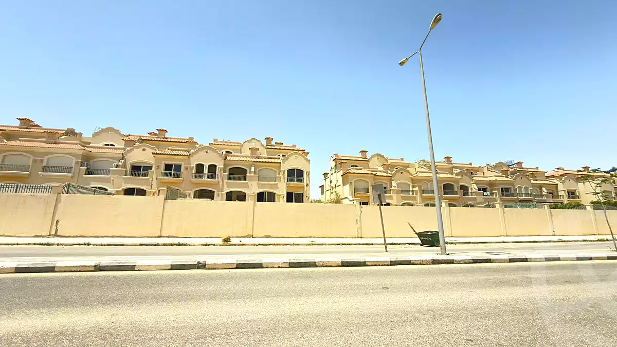 https://aqarmap.com.eg/ar/listing/7029793-for-sale-cairo-el-shorouk-lhy-lthlth-shrq-neighbourhood-5