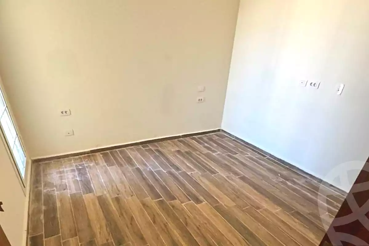 https://aqarmap.com.eg/ar/listing/7030058-for-sale-north-coast-new-alamein-lhy-lltyny-lshrk-ls-wdy-lmsry-llt-myr