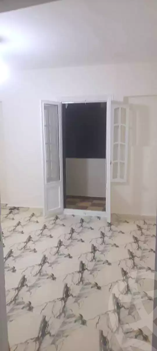https://aqarmap.com.eg/ar/listing/7030154-for-sale-alexandria-al-agamy-bw-ywsf