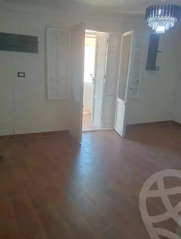 https://aqarmap.com.eg/ar/listing/7030439-for-sale-alexandria-al-agamy-lbytsh-el-bostan-st