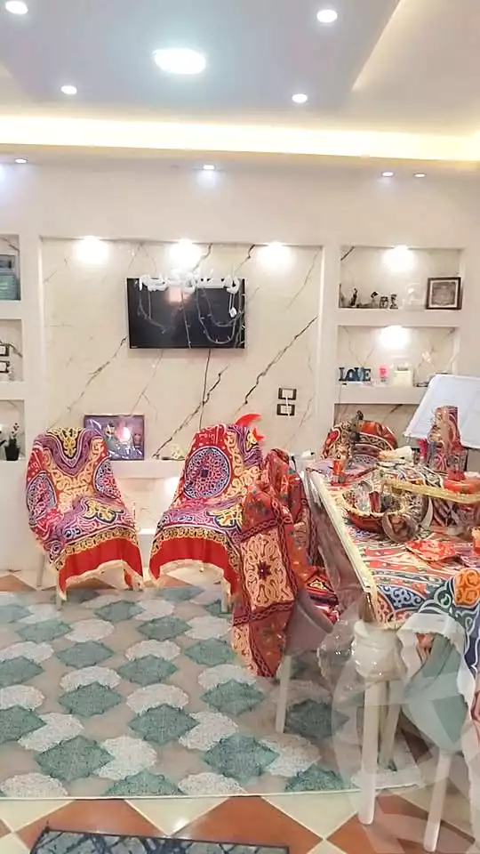 https://aqarmap.com.eg/ar/listing/7030544-for-sale-alexandria-bw-qyr-ethad-al-hodah-rd