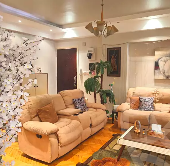 https://aqarmap.com.eg/ar/listing/7030549-for-sale-cairo-heliopolis-el-mahkama-square