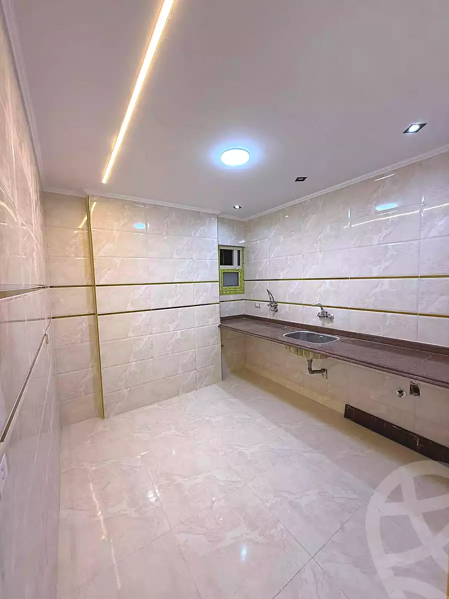 https://aqarmap.com.eg/ar/listing/7030686-for-sale-alexandria-sydy-bshr-sydy-bshr-bhry-street-15