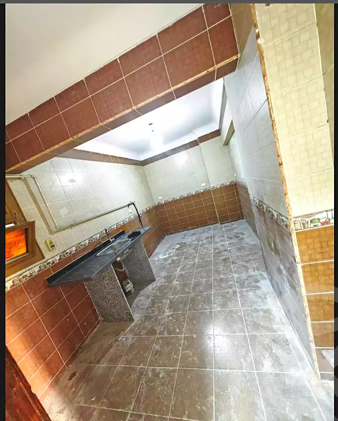 https://aqarmap.com.eg/ar/listing/7030715-for-sale-cairo-helwan-helwan-el-sharkeya-thabit-basha-st