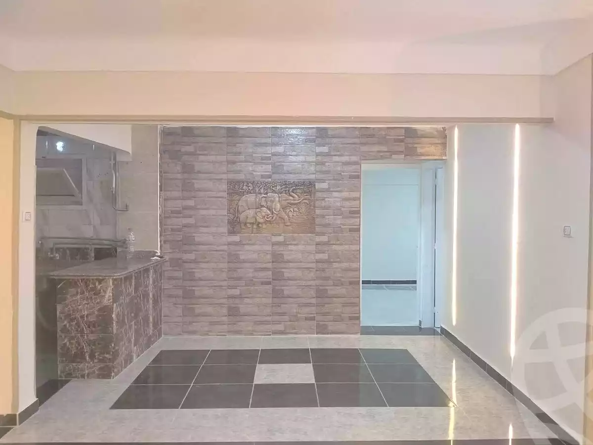 https://aqarmap.com.eg/ar/listing/7031390-for-sale-alexandria-al-agamy-el-hanouvel-al-haded-we-al-soulb-st
