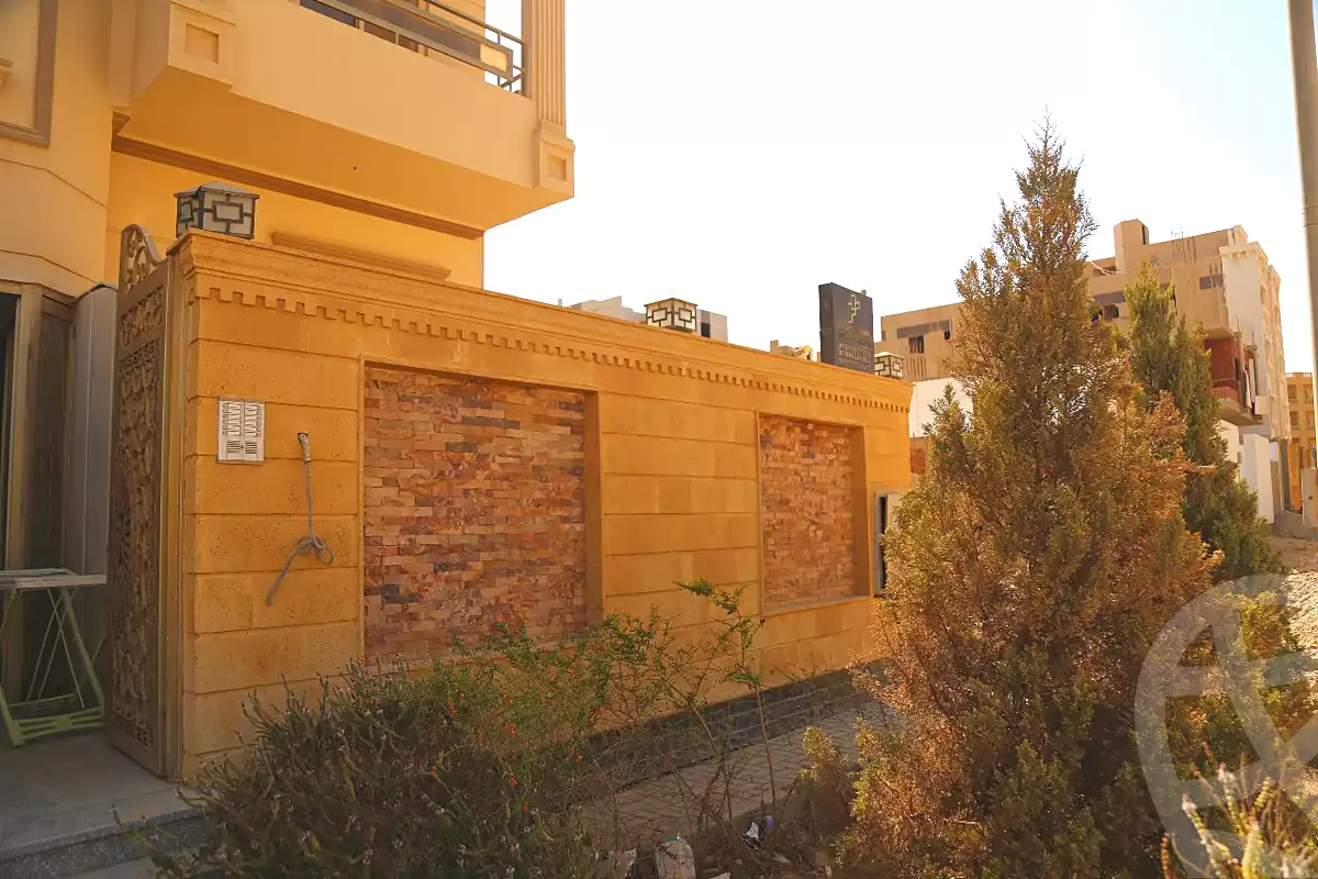 https://aqarmap.com.eg/ar/listing/7031460-for-sale-cairo-6th-of-october-el-tawsaat-el-shamalya-hy-2000-qt