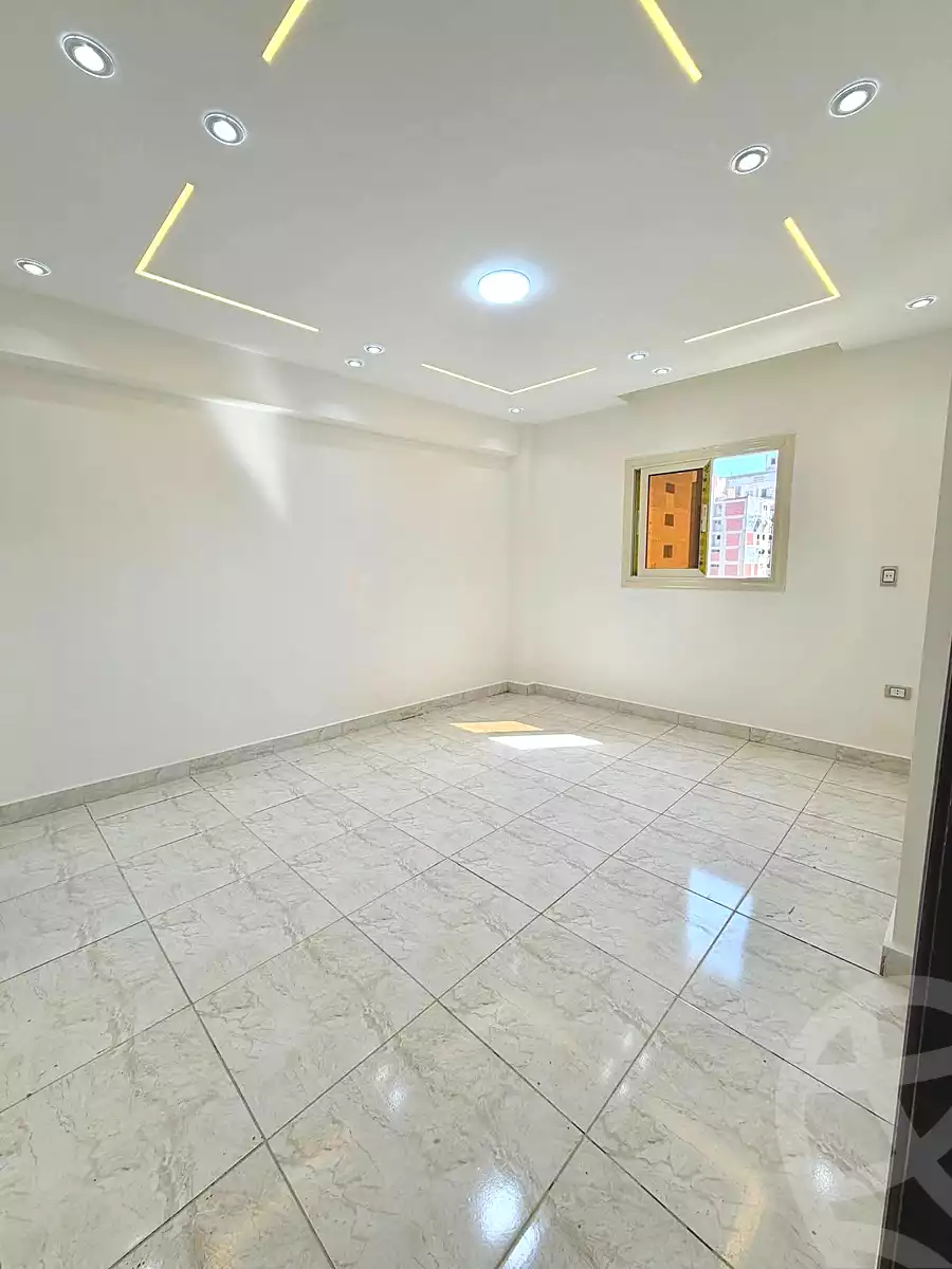 https://aqarmap.com.eg/ar/listing/7031469-for-sale-alexandria-al-agamy-lbytsh-al-kaada-st