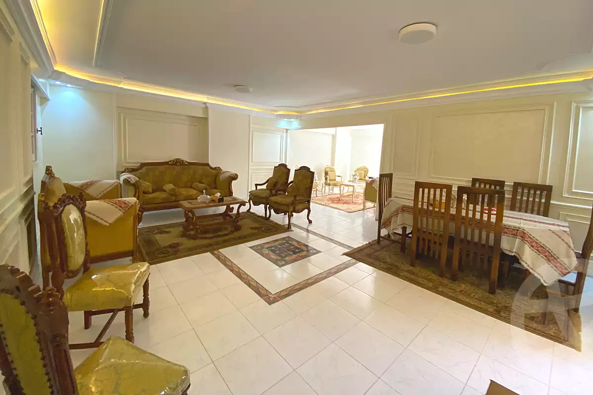 https://aqarmap.com.eg/ar/listing/7031631-for-sale-alexandria-ibrahimia-omar-zafan-st