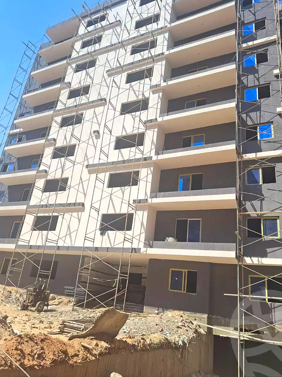 https://aqarmap.com.eg/ar/listing/7031700-for-sale-cairo-new-administrative-capital-r7-kmbwnd-stw