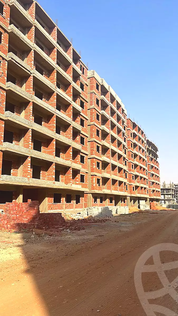 https://aqarmap.com.eg/ar/listing/7031822-for-sale-cairo-new-administrative-capital-r7-kmbwnd-stw