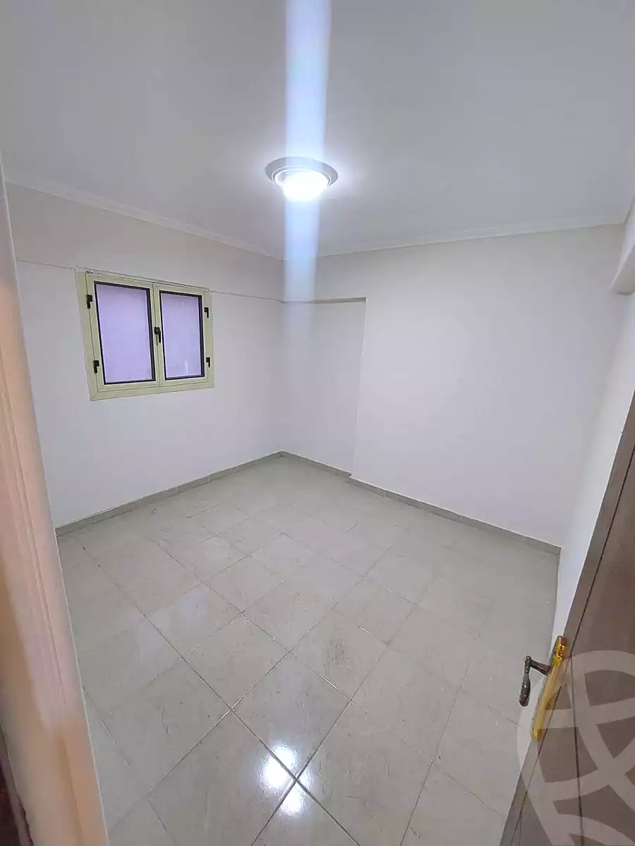 https://aqarmap.com.eg/ar/listing/7032060-for-sale-alexandria-sydy-bshr-sydy-bshr-bhry-shr-mhmd-njyb