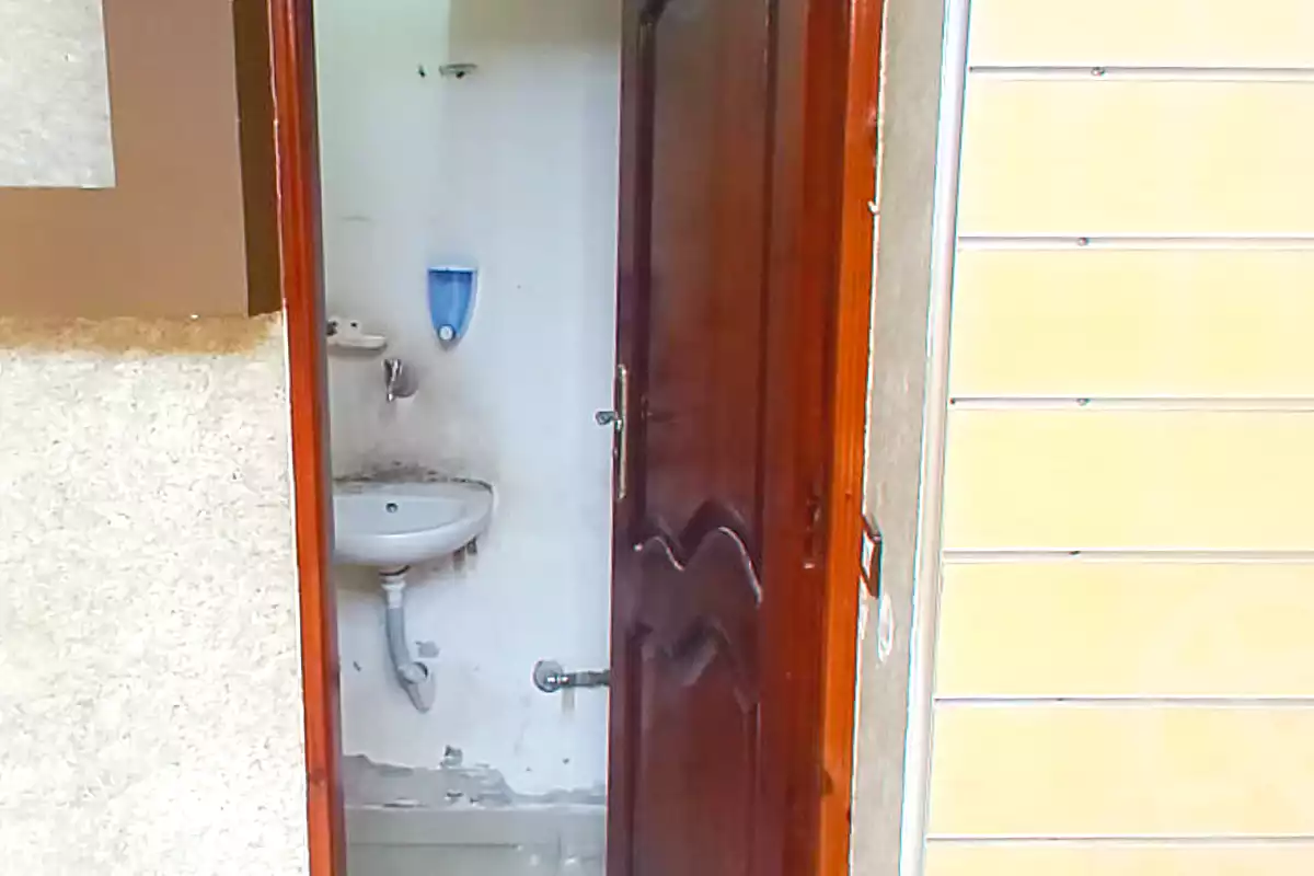 https://aqarmap.com.eg/ar/listing/7031798-for-sale-alexandria-lauran-shaarawy-st