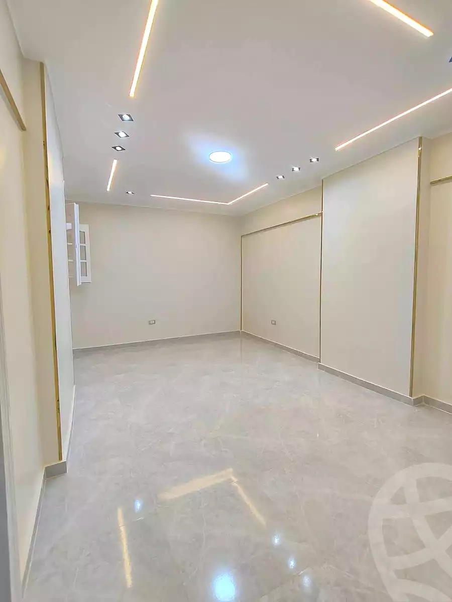 https://aqarmap.com.eg/ar/listing/7032135-for-sale-alexandria-sydy-bshr