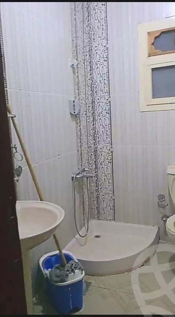 https://aqarmap.com.eg/ar/listing/7032200-for-sale-cairo-helwan-helwan-el-sharkeya-borhan-st