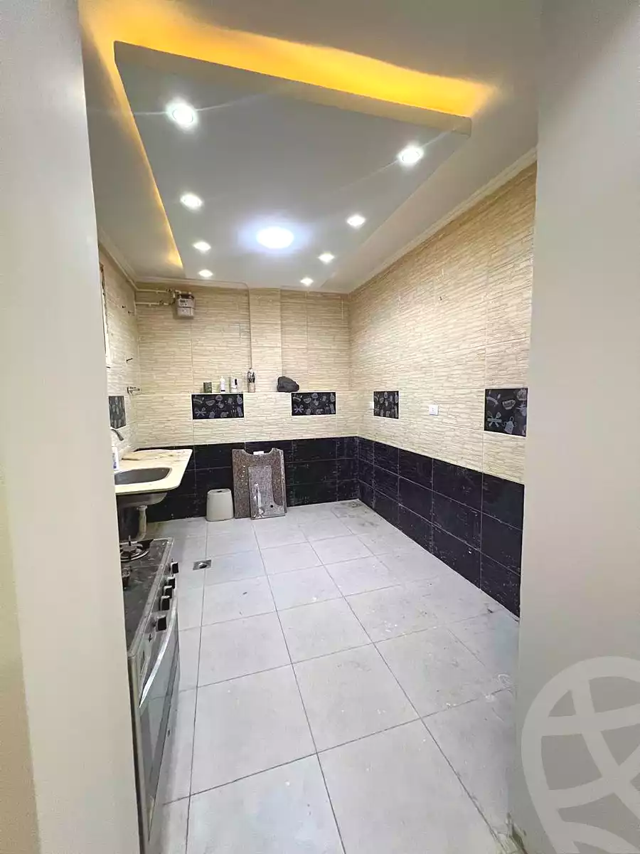 https://aqarmap.com.eg/ar/listing/7032307-for-sale-cairo-el-sheikh-zayed-city-el-hay-elsabeaa-lhy-lsb