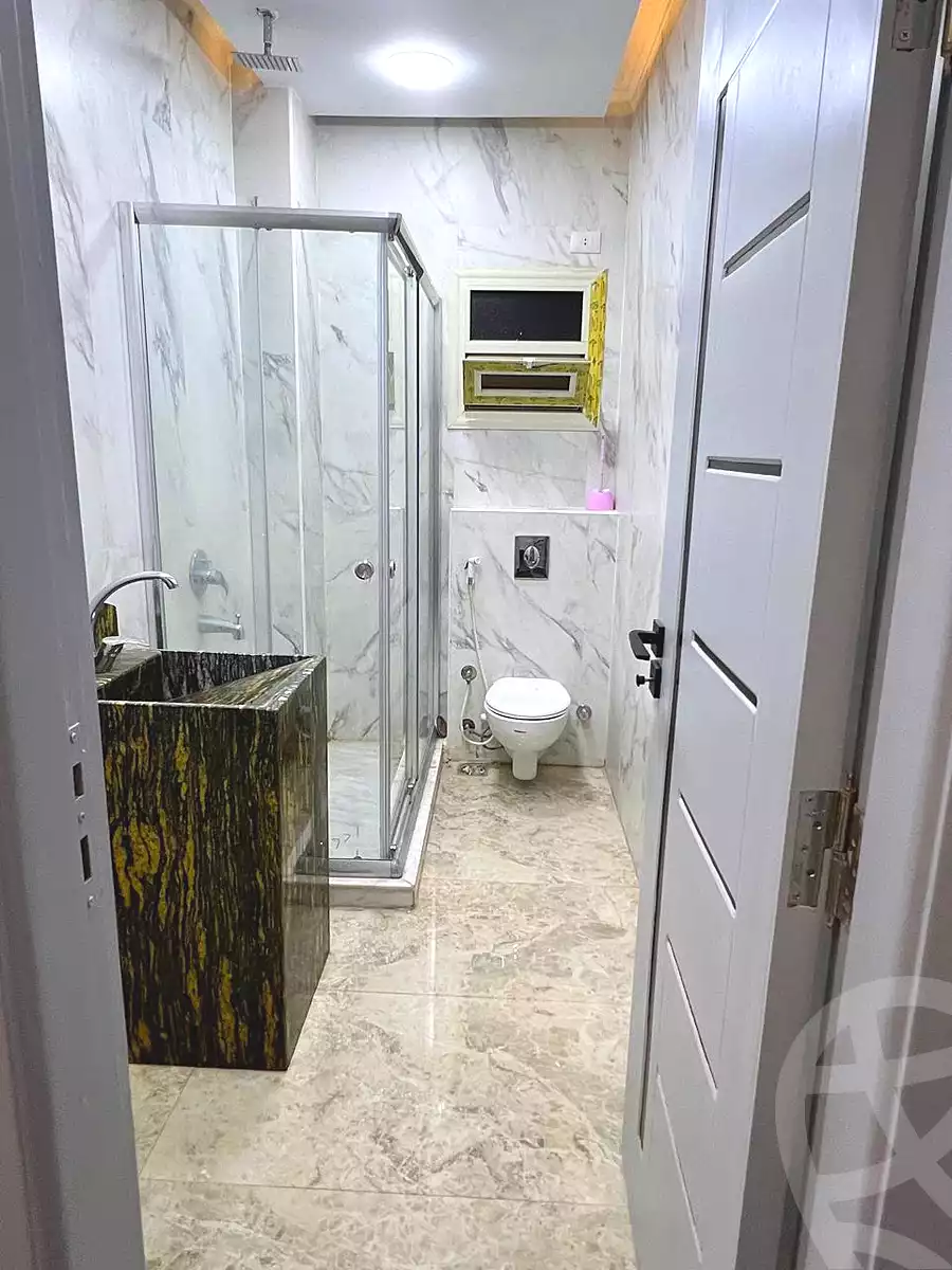 https://aqarmap.com.eg/ar/listing/7032307-for-sale-cairo-el-sheikh-zayed-city-el-hay-elsabeaa-lhy-lsb