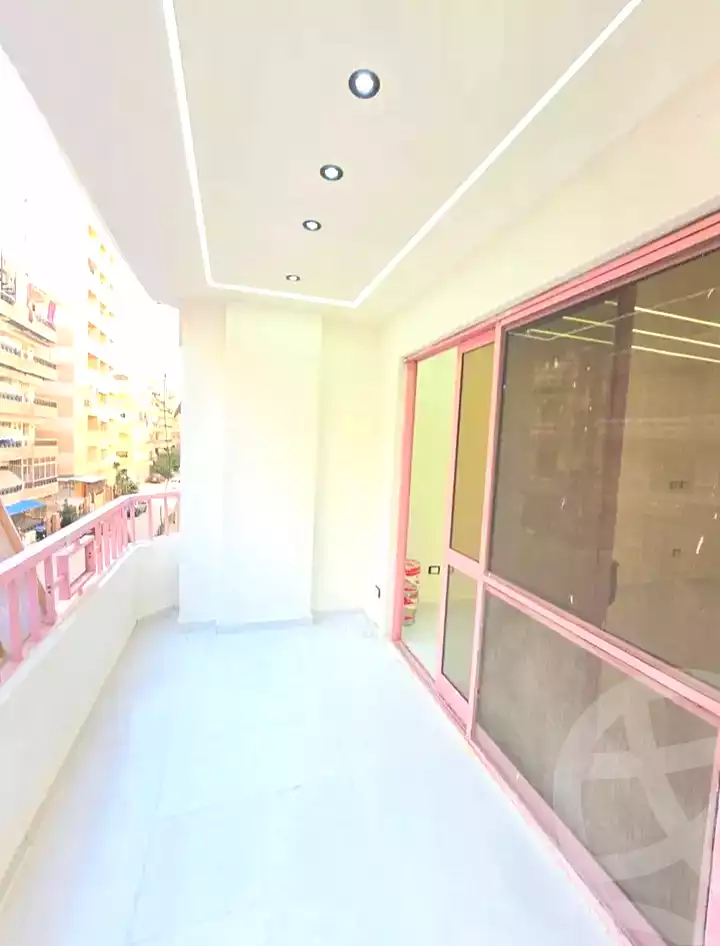 https://aqarmap.com.eg/ar/listing/7032460-for-sale-alexandria-al-agamy-shataa-el-nakheel