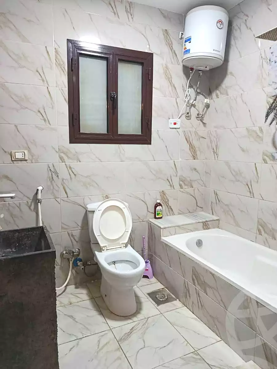 https://aqarmap.com.eg/ar/listing/7032562-for-sale-alexandria-al-agamy-lbytsh-bianchiii