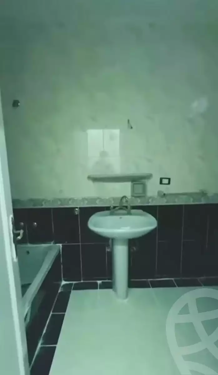 https://aqarmap.com.eg/ar/listing/7033317-for-sale-alexandria-al-agamy-shataa-el-nakheel