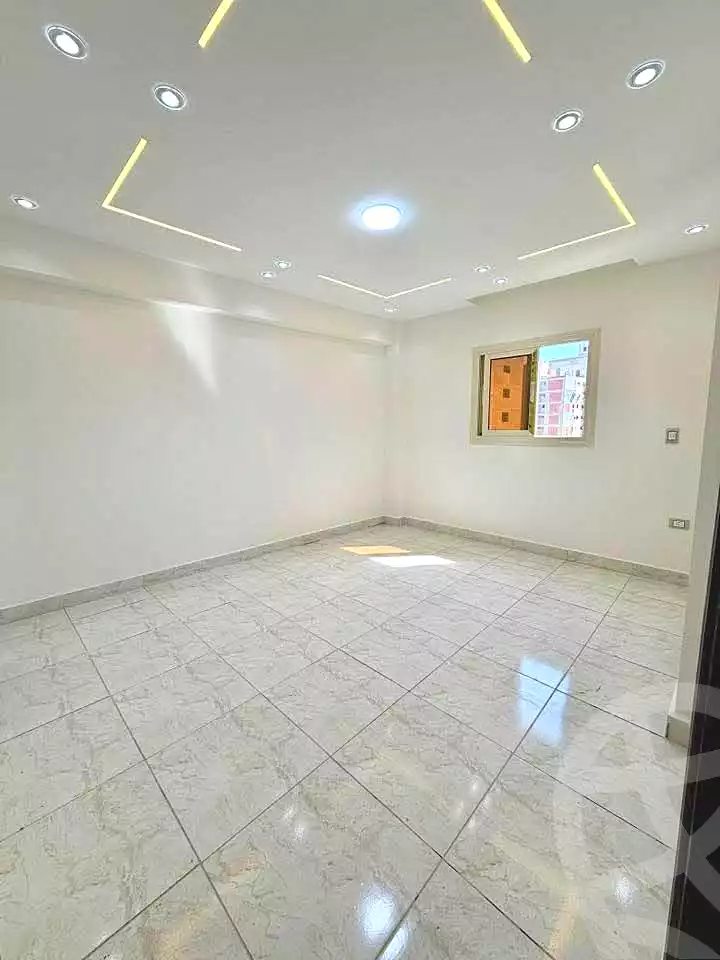 https://aqarmap.com.eg/ar/listing/7033364-for-sale-alexandria-al-agamy-lbytsh-al-kaada-st