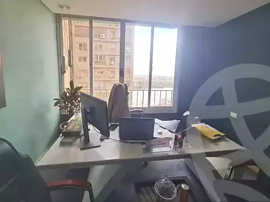 https://aqarmap.com.eg/ar/listing/7033941-for-rent-cairo-el-maadi-kornish-el-maadi