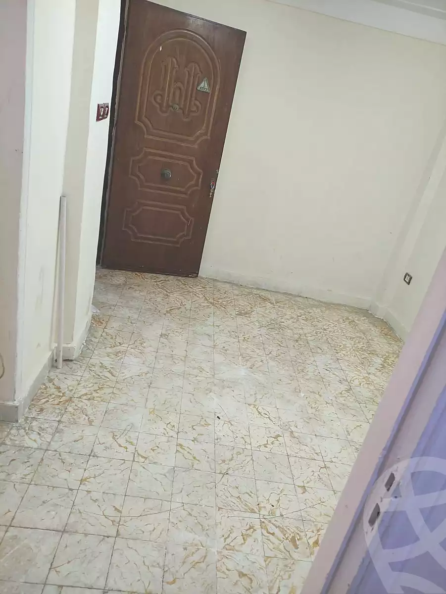 https://aqarmap.com.eg/ar/listing/7034119-for-sale-alexandria-el-asafra-l-sfr-bhry
