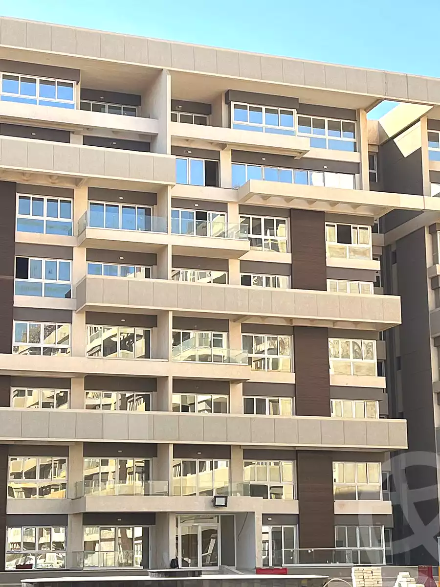 https://aqarmap.com.eg/en/listing/7034588-for-sale-cairo-new-administrative-capital-r7-scenario