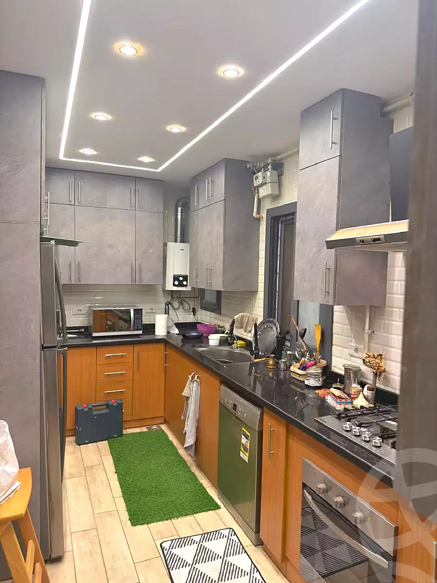https://aqarmap.com.eg/ar/listing/7034421-for-sale-cairo-new-cairo-compounds-eastown-spectrum-eastown-compound