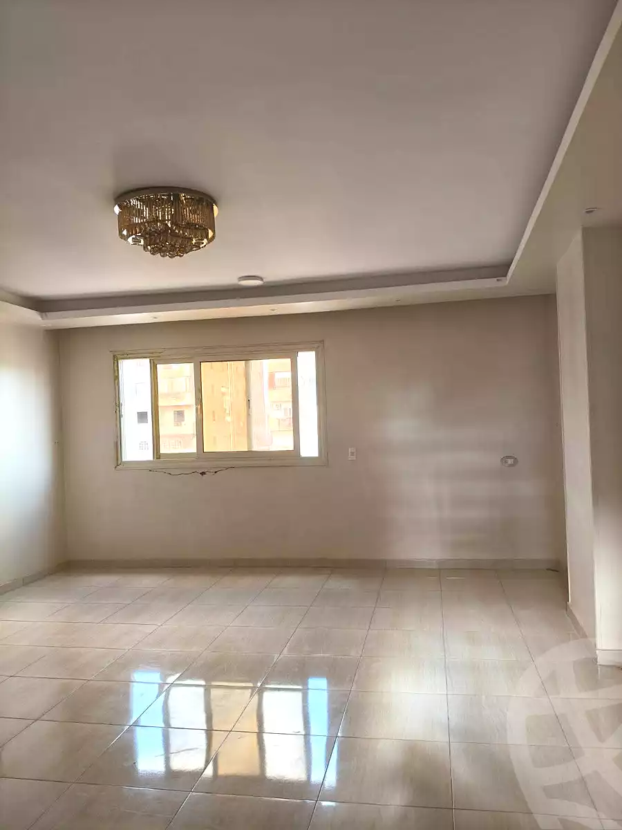 https://aqarmap.com.eg/en/listing/7034914-for-sale-cairo-helwan-el-shareaa-el-sharby-st