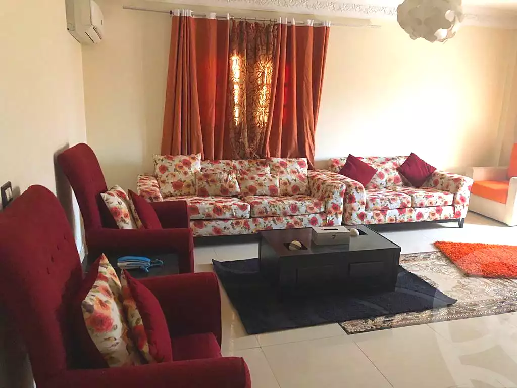 https://aqarmap.com.eg/ar/listing/7034916-for-rent-cairo-new-cairo-el-ahyaa-fourth-neighborhood-street-1