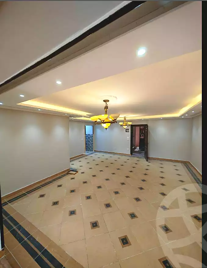 https://aqarmap.com.eg/en/listing/7034982-for-sale-cairo-helwan-ahmed-enci-st