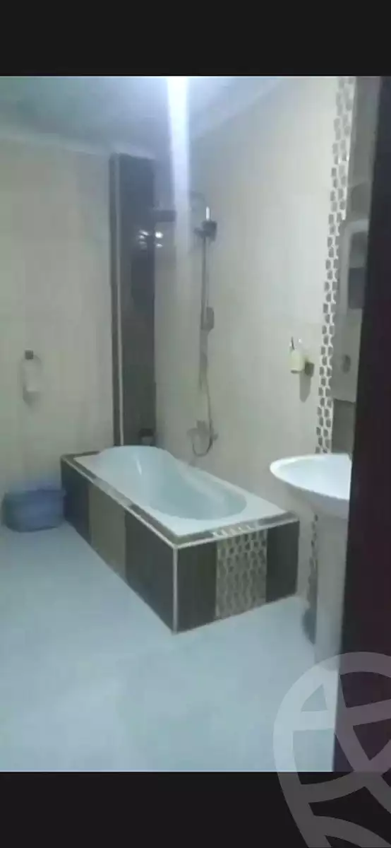https://aqarmap.com.eg/ar/listing/7035356-for-sale-cairo-ain-shams-jsr-lswys-kamal-hegab-st