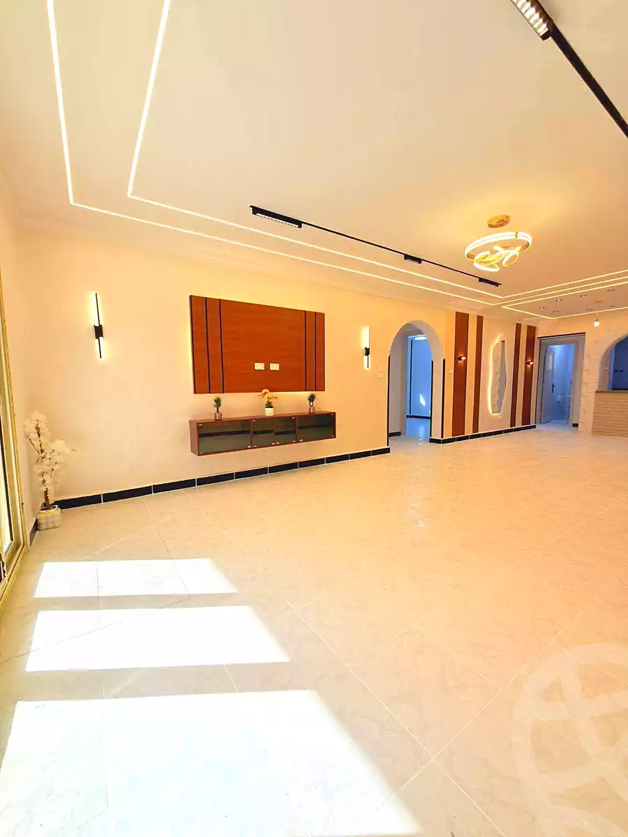 https://aqarmap.com.eg/en/listing/7035440-for-sale-alexandria-al-agamy