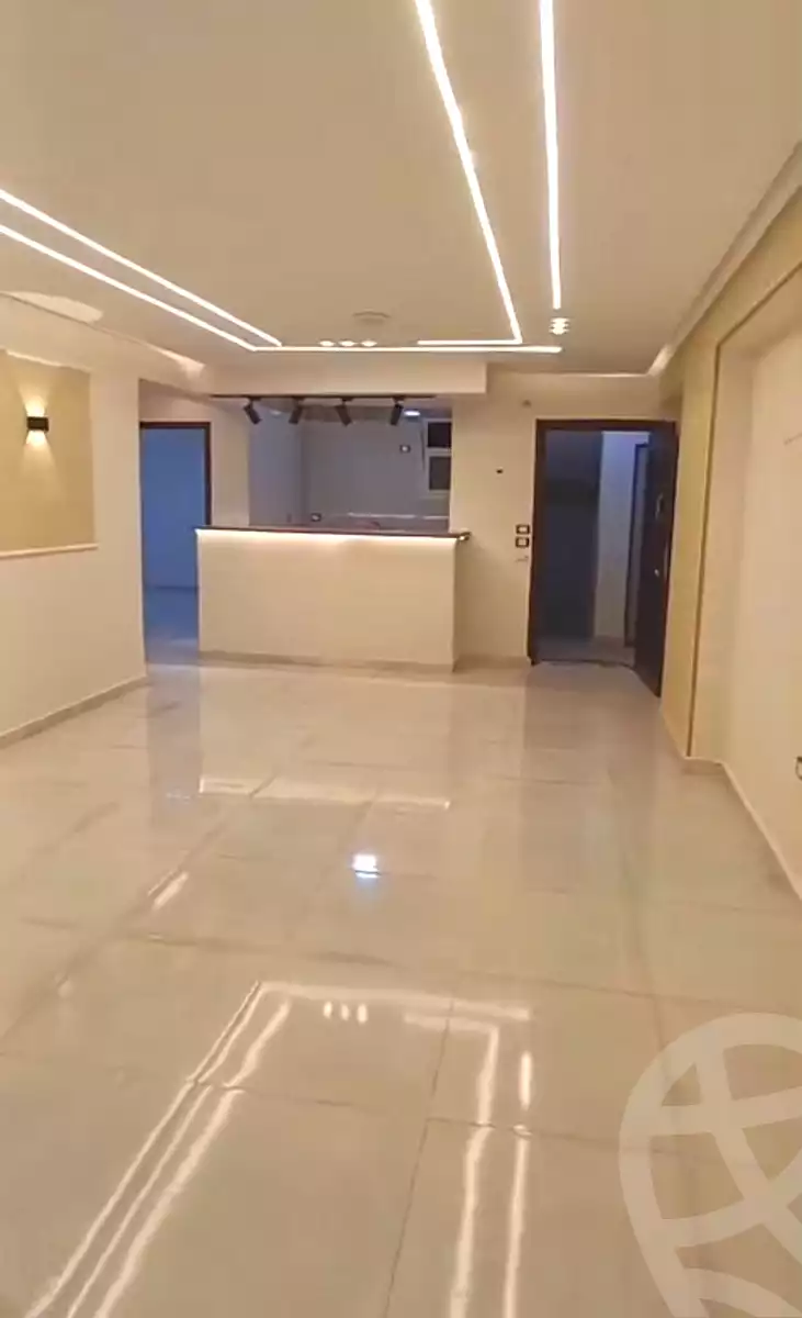 https://aqarmap.com.eg/ar/listing/7035523-for-sale-cairo-helwan-hadayek-helwan-el-eshrein-st
