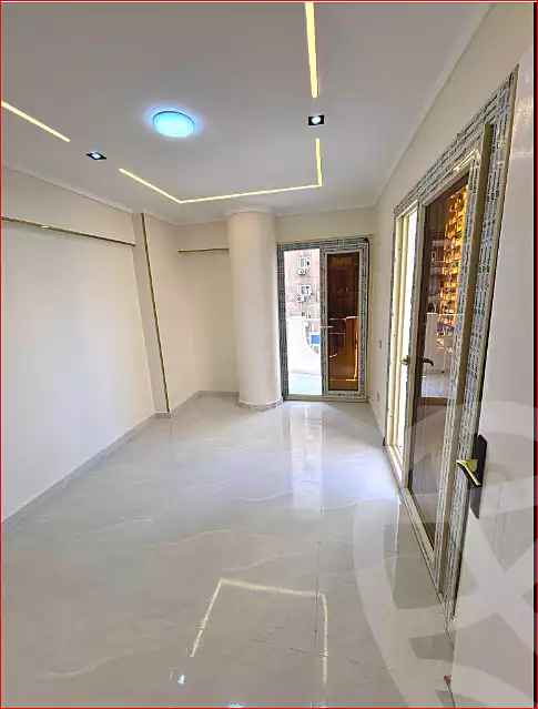 https://aqarmap.com.eg/ar/listing/7035535-for-sale-alexandria-sydy-bshr-sydy-bshr-bhry-shr-mhmwd-l-yswy