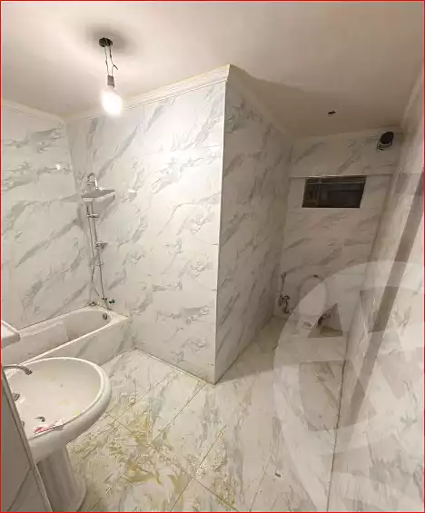 https://aqarmap.com.eg/ar/listing/7035553-for-sale-alexandria-miami-shr-jml-bd-lnsr