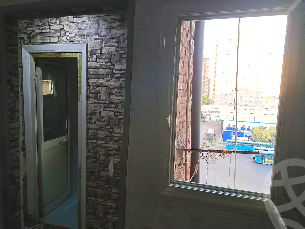https://aqarmap.com.eg/ar/listing/7035646-for-sale-alexandria-sydy-bshr-sydy-bshr-bhry-gamal-abd-el-nasir-st