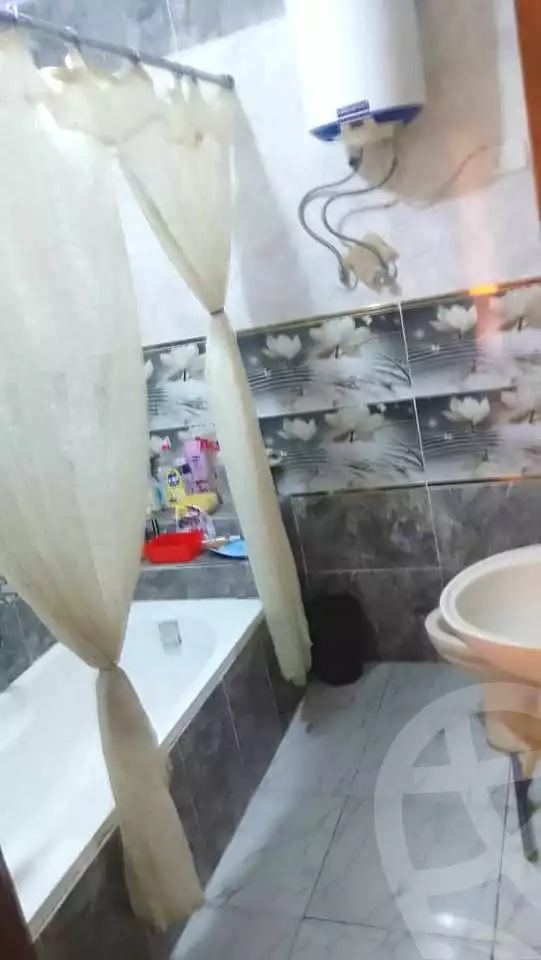 https://aqarmap.com.eg/ar/listing/7035995-for-sale-alexandria-al-agamy-bw-ywsf
