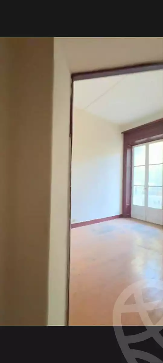 https://aqarmap.com.eg/en/listing/7035991-for-rent-cairo-downtown-kasr-el-neel-nile-corniche-st